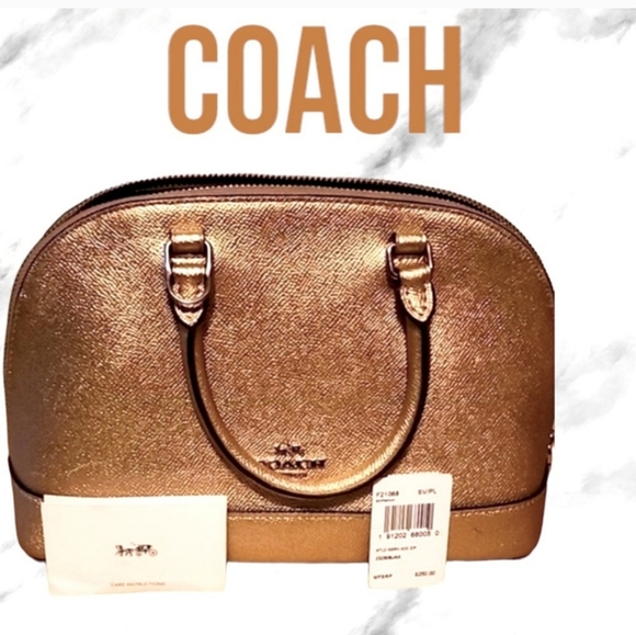 Coach Handbags - EUC COACH MINI RARE PLATINUM HANDBAG